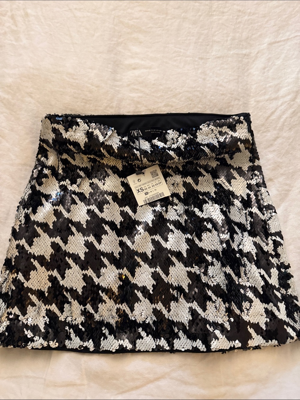 Zara NWT Sequin black white mini skirt size XS